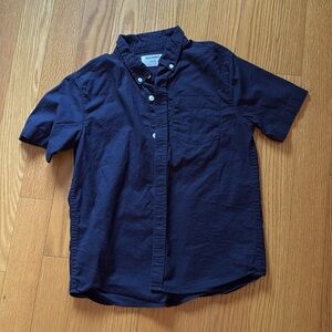 Old Navy
Navy Blue 
Short sleeve button up